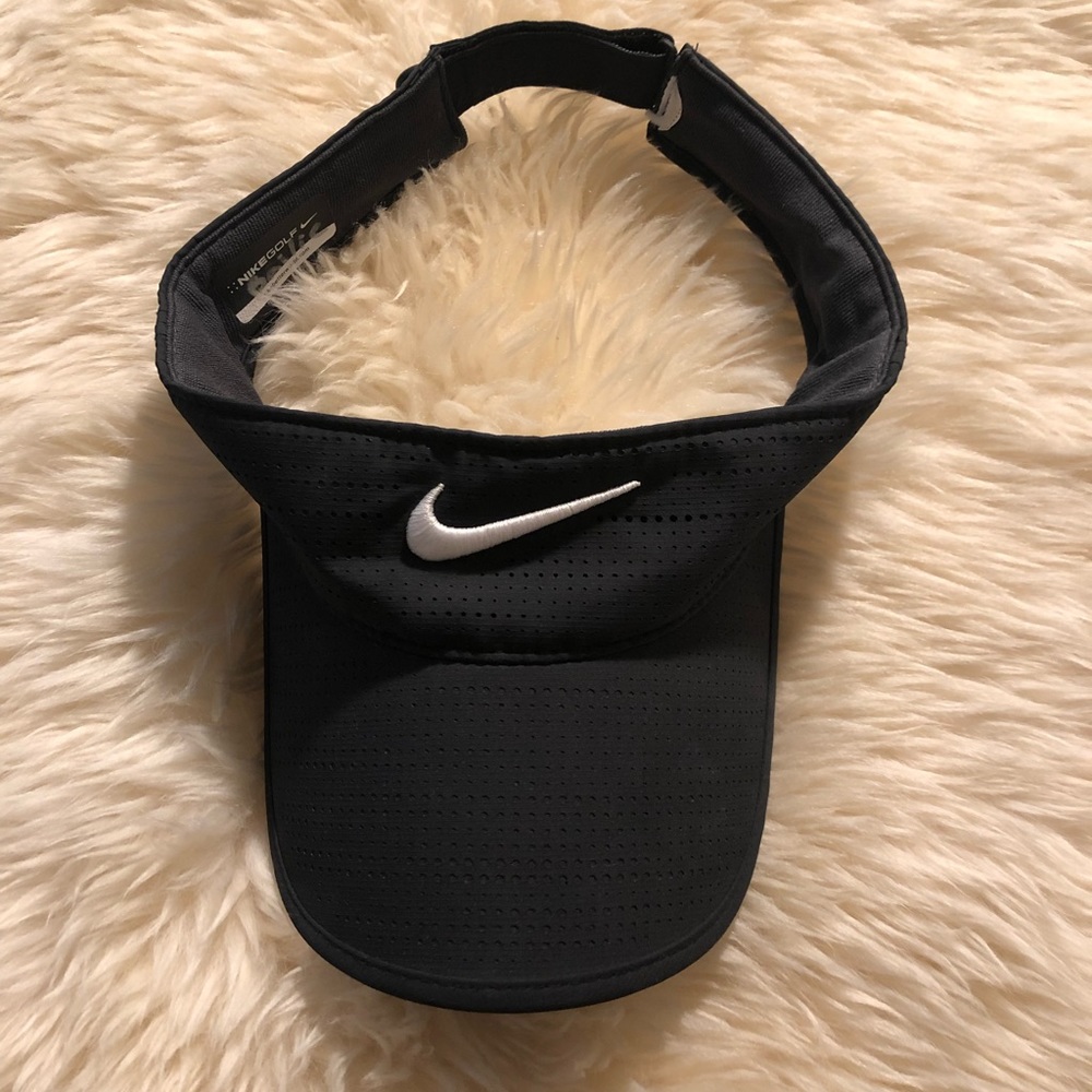 Nike golf visor